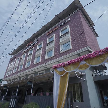 Hotel Mathoshree Thane Esterno foto