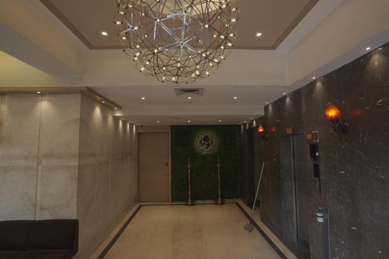 Hotel Mathoshree Thane Esterno foto