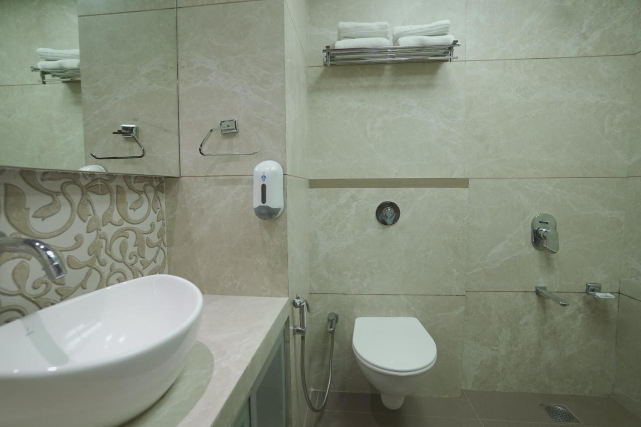 Hotel Mathoshree Thane Esterno foto