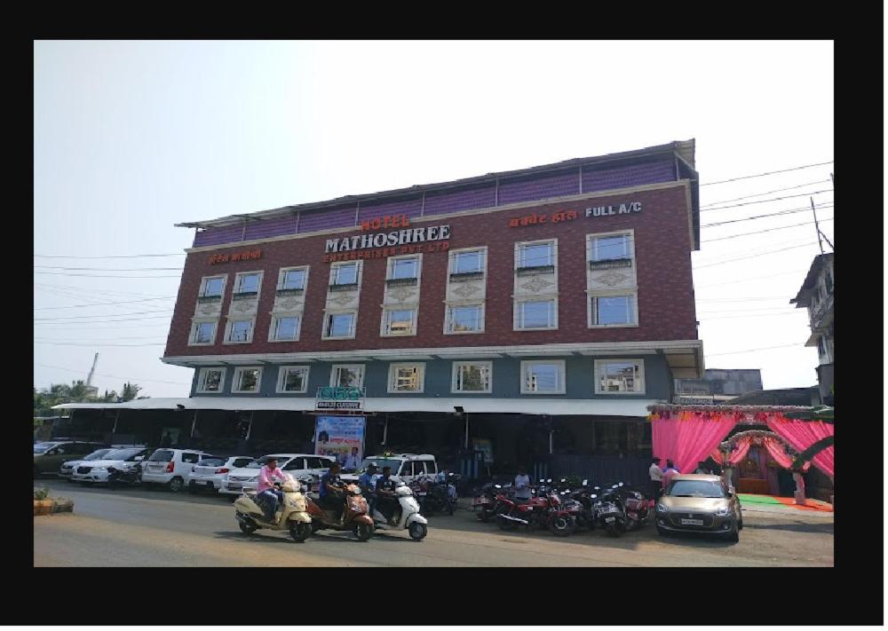 Hotel Mathoshree Thane Esterno foto